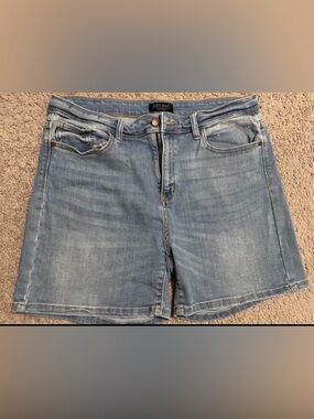 Judy Blue Light Blue High-Rise Denim Bermuda Shorts